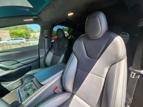 Used 2023 Tesla Model X AWD/4WD image 37