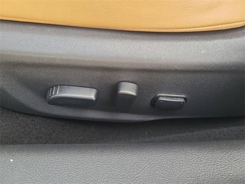 Used 2021 Nissan Sentra SV w/ SV Premium Package image 26