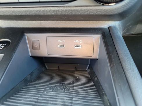 New 2026 Nissan Kicks SV image 18