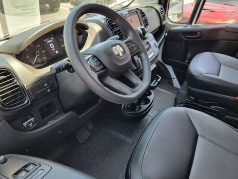 Used 2023 RAM ProMaster 3500 FWD image 3