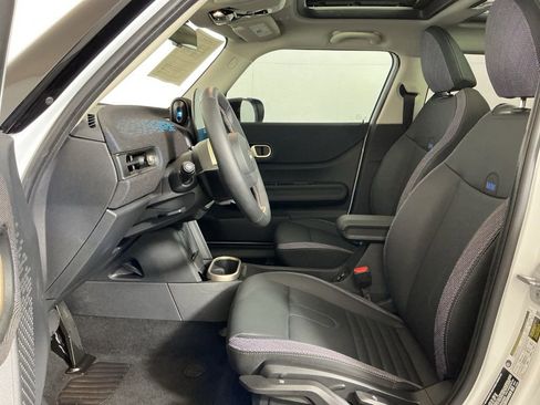 Certified 2025 MINI Cooper S image 20