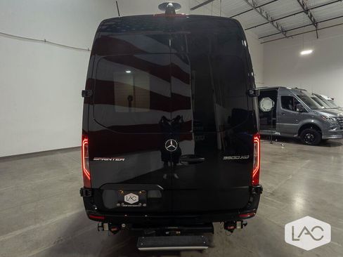 Used 2019 Mercedes-Benz Sprinter 170 Cargo image 34