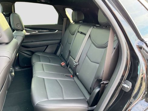 Certified 2023 Cadillac XT5 Premium Luxury AWD/4WD image 32
