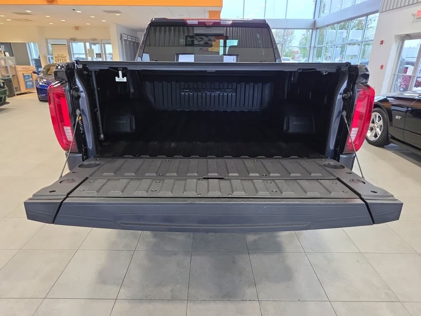 Used 2023 GMC Sierra 1500 Denali AWD/4WD image 12