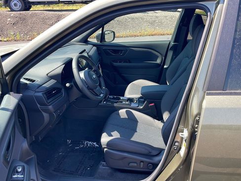 New 2026 Subaru Forester Premium AWD/4WD image 9