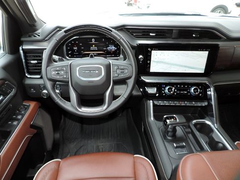 Certified 2026 GMC Sierra 1500 Denali Ultimate AWD/4WD image 24