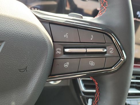 New 2026 Chevrolet Traverse RS image 24