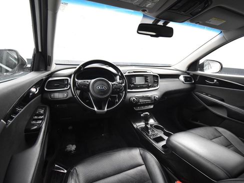 Used 2016 Kia Sorento EX image 11