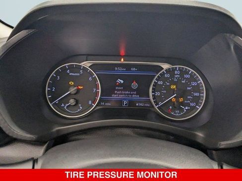 Certified 2023 Nissan Sentra SV FWD image 20