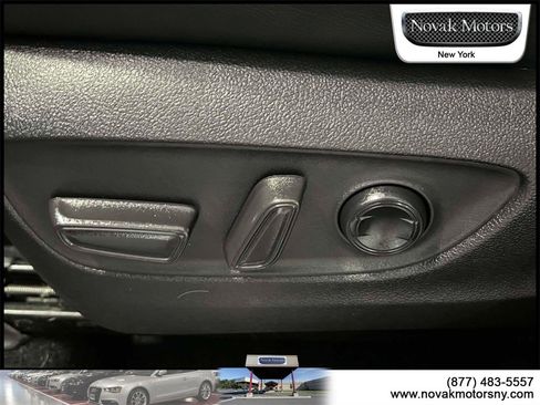 Used 2022 Toyota Highlander XSE image 20