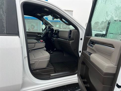 Used 2024 Chevrolet Silverado 3500 LT w/ Convenience Package AWD/4WD image 10