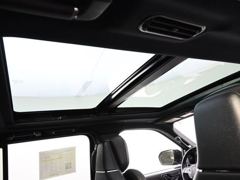 Used 2018 Lincoln Navigator Reserve w/ Technology Package image 16