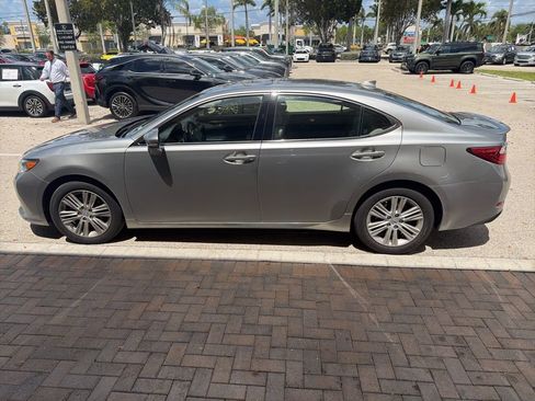 Used 2015 Lexus ES 350 w/ Premium Package image 8