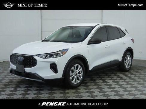 Used 2023 Ford Escape Active image 1