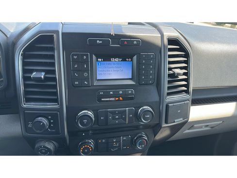 Used 2018 Ford F150 XLT w/ Trailer Tow Package AWD/4WD image 14