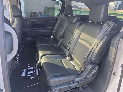 Used 2023 Honda Odyssey Touring image 8