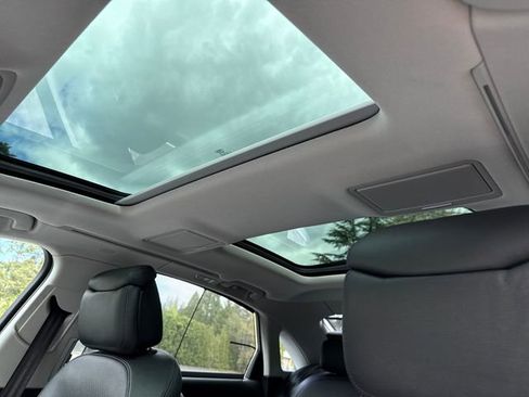 Used 2011 Audi A8 L 4.2 image 21