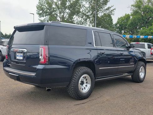 Used 2019 GMC Yukon XL Denali w/ Denali Ultimate Package AWD/4WD image 40