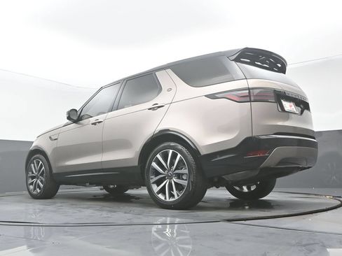 Used 2023 Land Rover Discovery S R-Dynamic AWD/4WD image 32