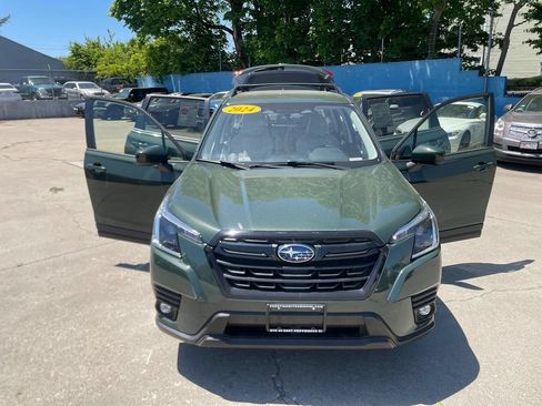 Used 2024 Subaru Forester Premium AWD/4WD image 29