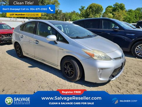 Used 2012 Toyota Prius Three w/ Solar Roof Pkg FWD image 5