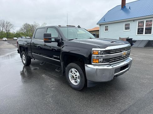 Used 2015 Chevrolet Silverado 3500 W/T w/ WT Convenience Package AWD/4WD image 8