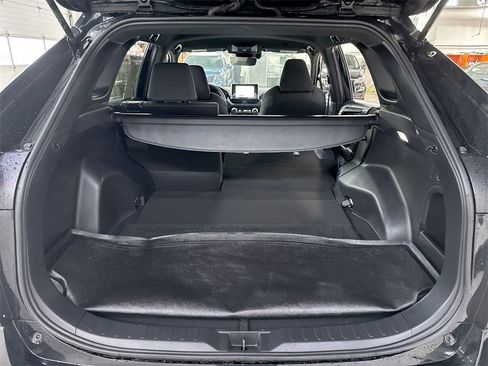 Used 2024 Toyota RAV4 SE image 27