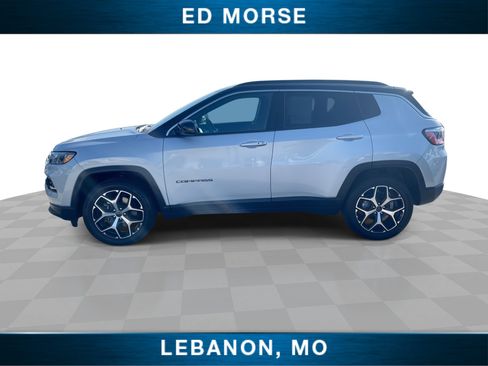 Used 2025 Jeep Compass Limited AWD/4WD image 5