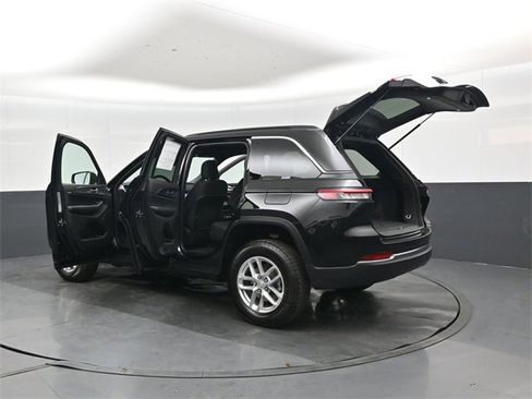 New 2025 Jeep Grand Cherokee Laredo X image 47