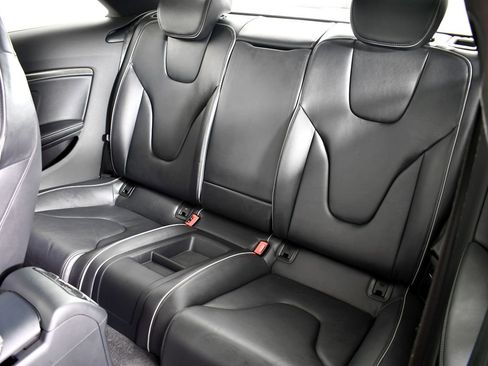 Used 2013 Audi RS 5 image 45