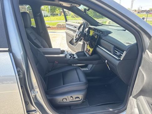 New 2026 GMC Terrain Elevation image 25