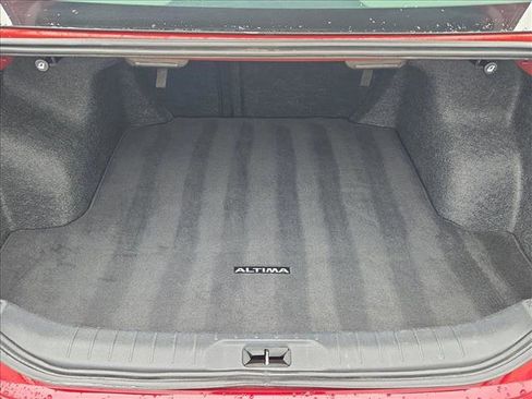 Used 2025 Nissan Altima 2.5 SV FWD image 6