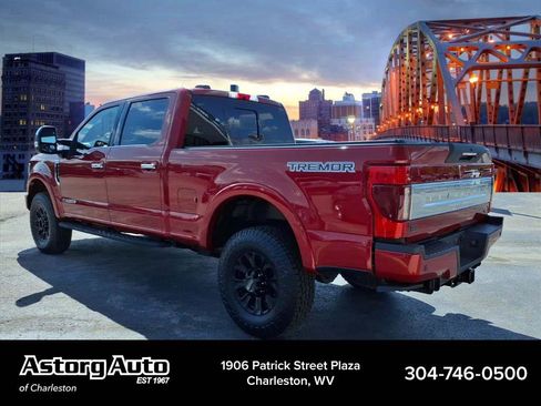 Used 2022 Ford F350 Platinum w/ Tremor Off-Road Package AWD/4WD image 5