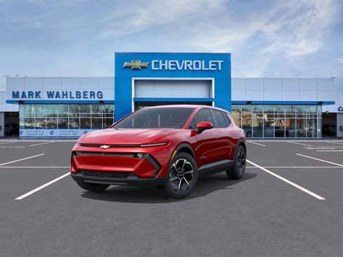 New 2026 Chevrolet Equinox EV LT image 32