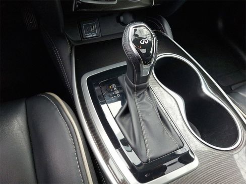 Used 2020 INFINITI QX60 Pure image 16