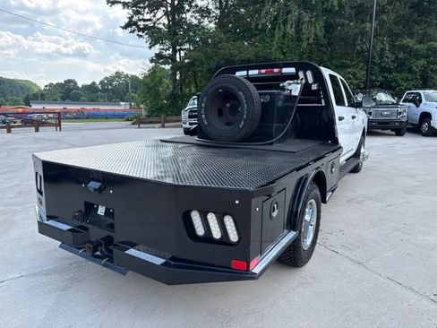 Used 2021 RAM 3500 Tradesman w/ Chrome Appearance Group AWD/4WD image 7