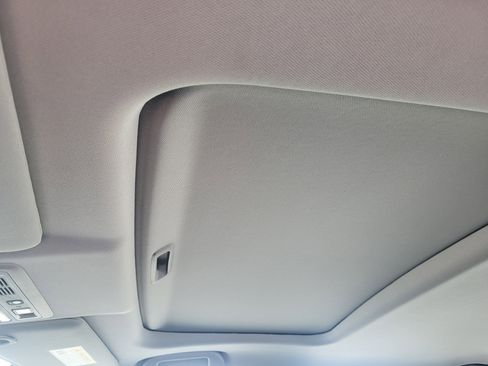 Used 2019 Honda Insight Touring image 16