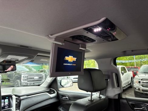 Used 2017 Chevrolet Tahoe Premier AWD/4WD image 23