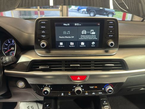 Used 2021 Kia Telluride S AWD/4WD image 18