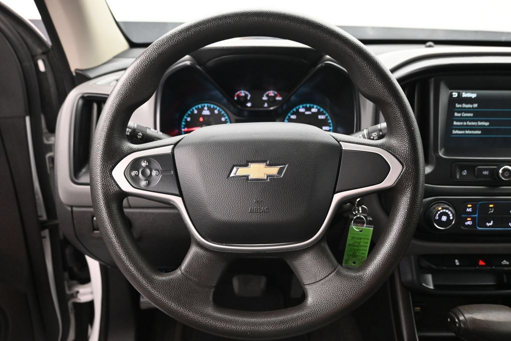 Used 2018 Chevrolet Colorado W/T w/ WT Convenience Package RWD image 19