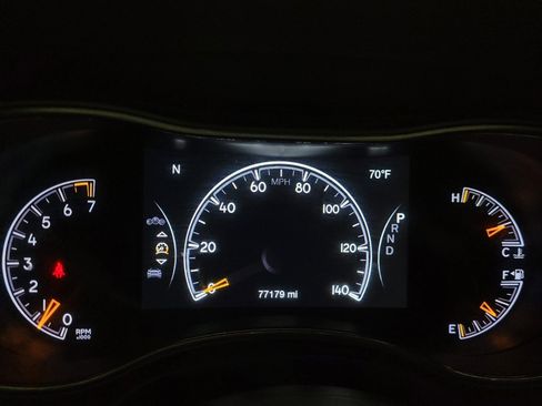 Used 2019 Jeep Grand Cherokee Limited w/ Luxury Group II AWD/4WD image 23