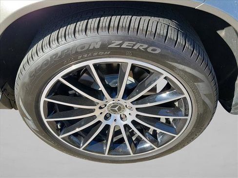 Used 2023 Mercedes-Benz GLE 450 4MATIC image 12