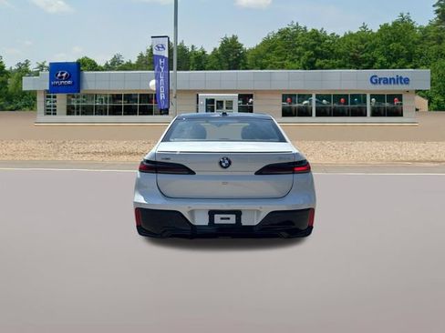 Used 2026 BMW 740i xDrive AWD/4WD image 7