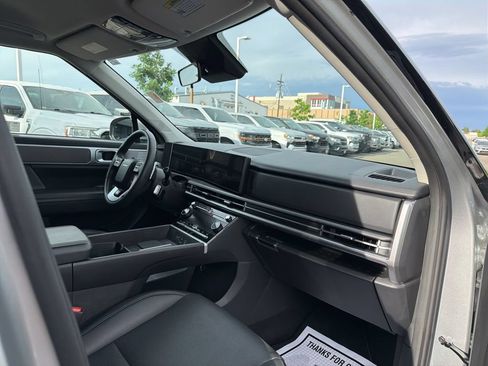 Used 2024 Hyundai Santa Fe SEL AWD/4WD image 12