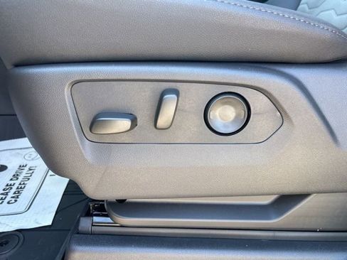 New 2026 Chevrolet Silverado 2500 ZR2 w/ LPO, Dark Essentials Package image 16