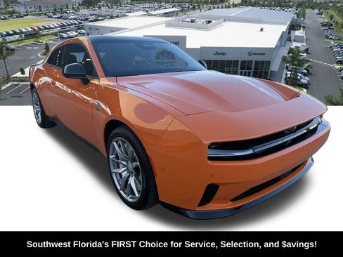 New 2026 Dodge Charger Daytona Scat Pack w/ Track Package AWD/4WD image 2
