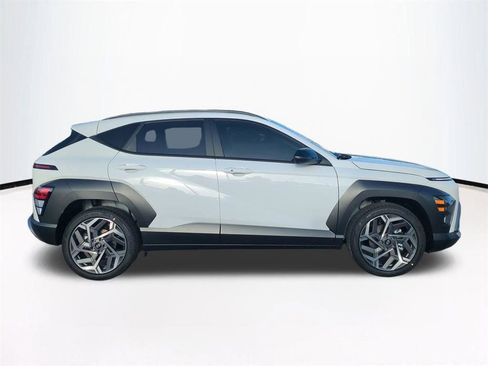 New 2026 Hyundai Kona SEL Premium image 4
