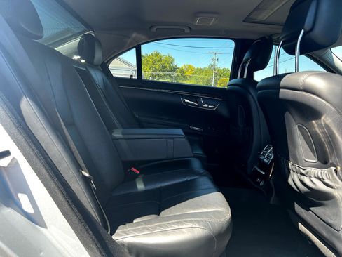 Used 2009 Mercedes-Benz S 550 S 550 image 25