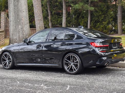 Used 2021 BMW 330i w/ M Sport Package image 6