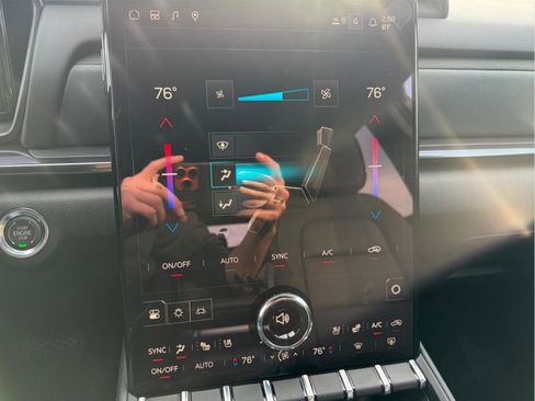 New 2026 GMC Terrain AT4 w/ Convenience Package III image 15